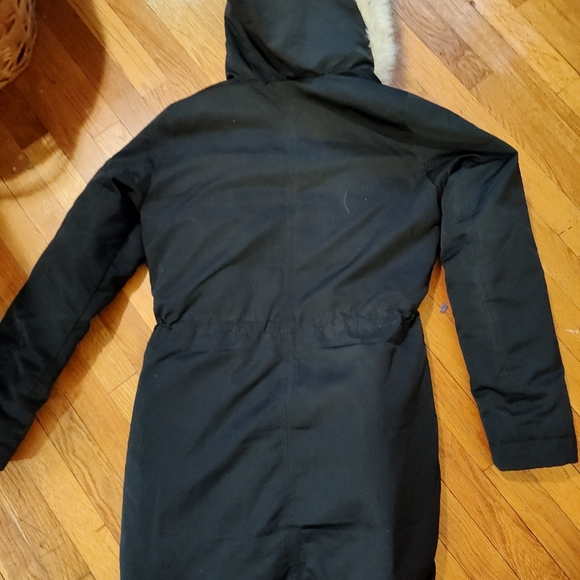 Black Abercrombie & Fitch jacket size medium faux fur lined Hood long and comfy - Picture 5 of 5